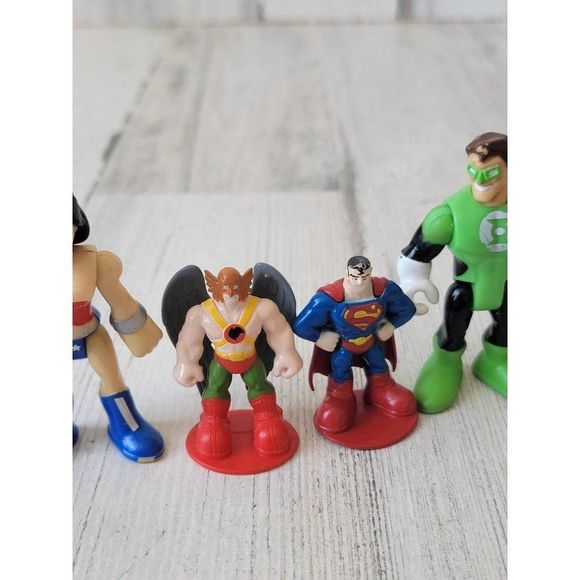 DC Comics Wonder Woman flash Green Lantern Superman Hawkman toy figure playset - Picture 3 of 13